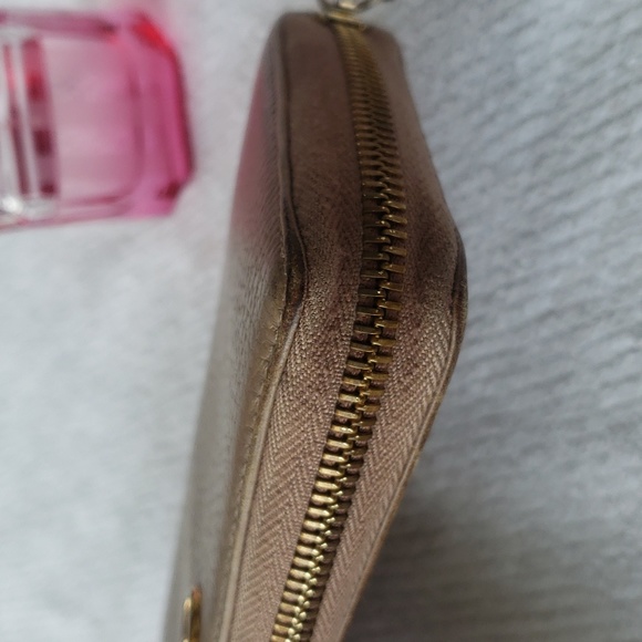 Gucci Marmont zippy long wallet - Picture 11 of 16
